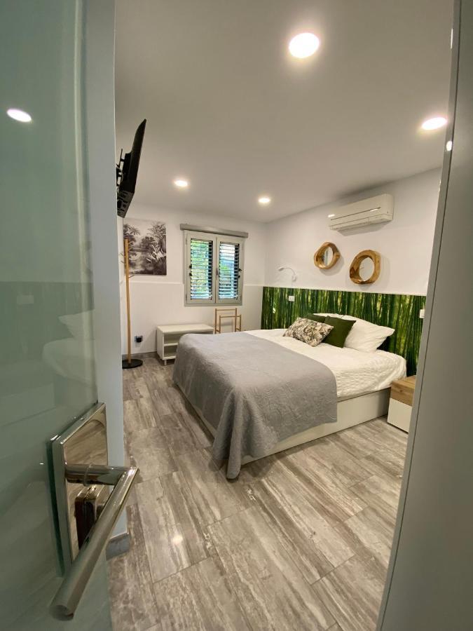 First Beachline Deluxe With Garden And Terrasse In Sun Club ซานบาร์โตโลเม ภายนอก รูปภาพ